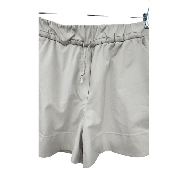 Lululemon Cinchable Waist High-Rise Woven Short 3.5" In Bone Large - Picture 8 of 11